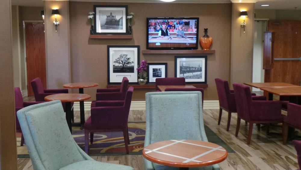 Hampton Inn San Francisco Airport Саут-Сан-Франциско Екстер'єр фото