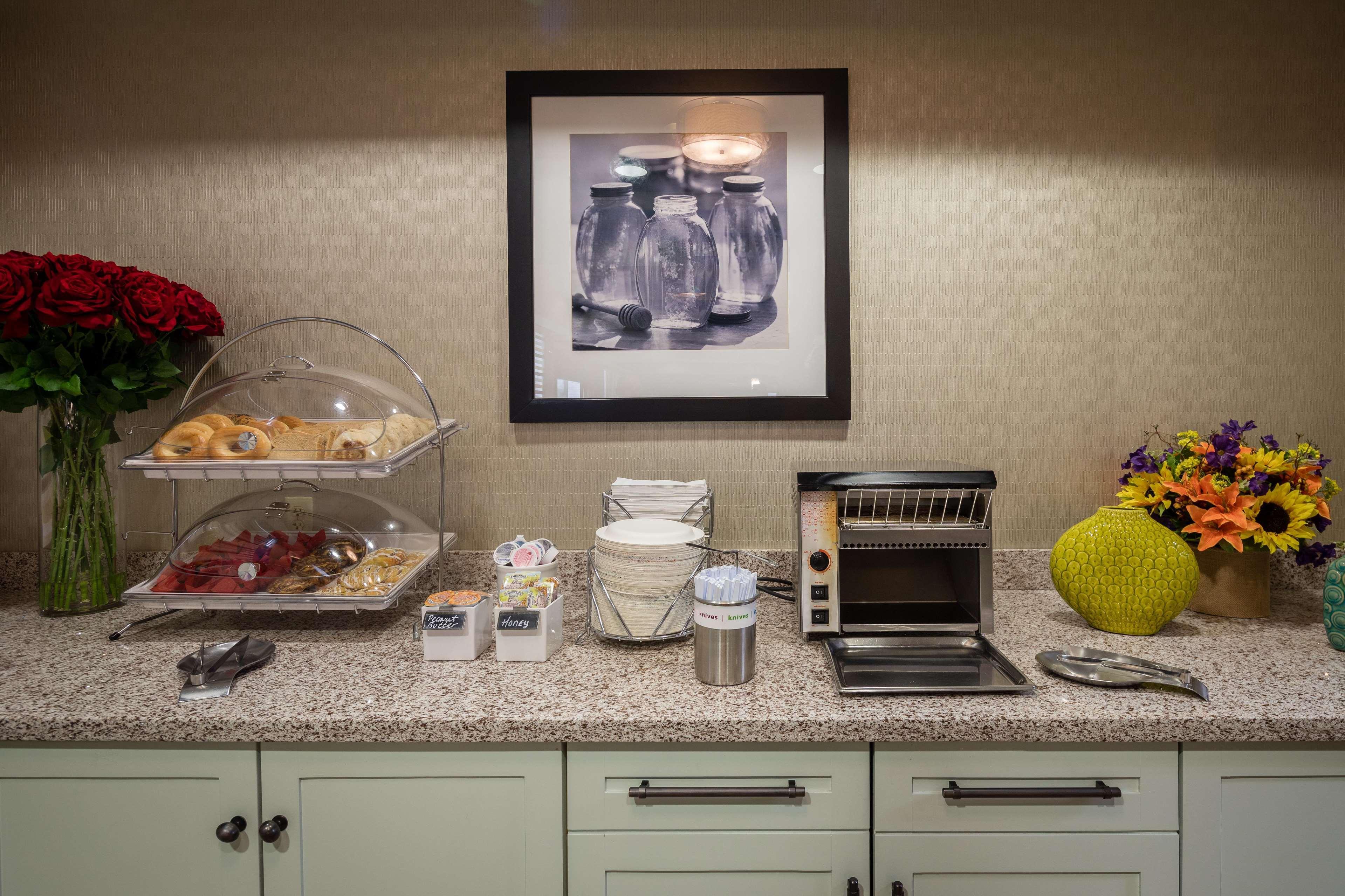 Hampton Inn San Francisco Airport Саут-Сан-Франциско Екстер'єр фото